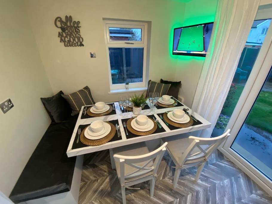 Wharfedale Lodge- Bungalow-3 Bed, 2 Bath, Amazing! Thornton  Dış mekan fotoğraf